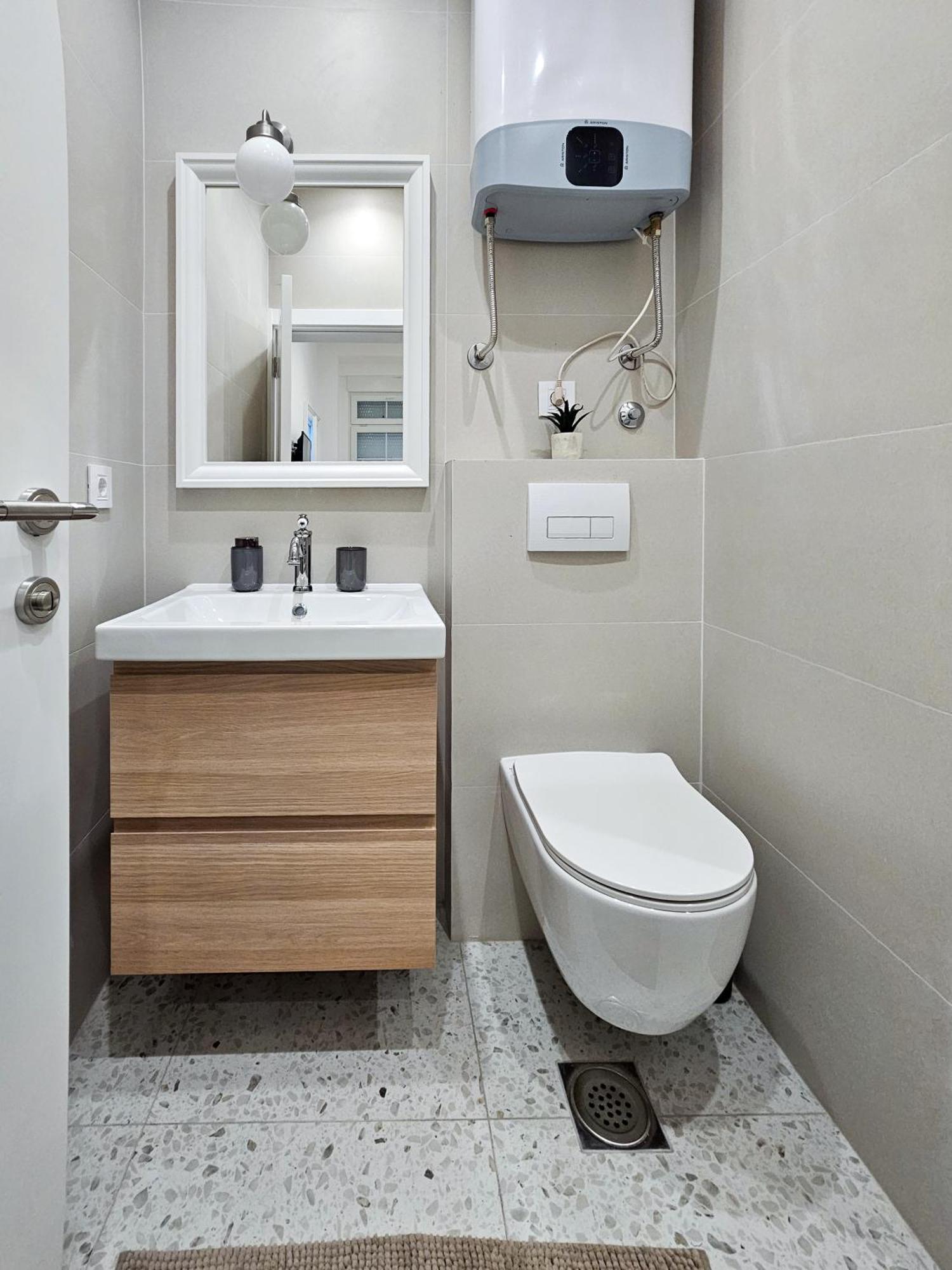 Easy Life Belgrado Exterior foto